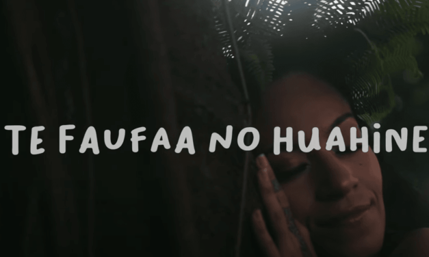 Te faufaa no Huahine (TEKAVA) clip officiel by Teriitemoehaa Mare + paroles