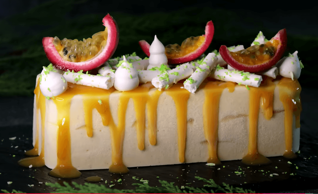 Recette de Bûche de Noël Glacée Semifreddo Passion Vanille (Sans moule à bûche, sans sorbetière)